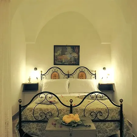 Masseria Salinola Hotel 4*