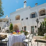 Hotel Masseria Salinola 4*