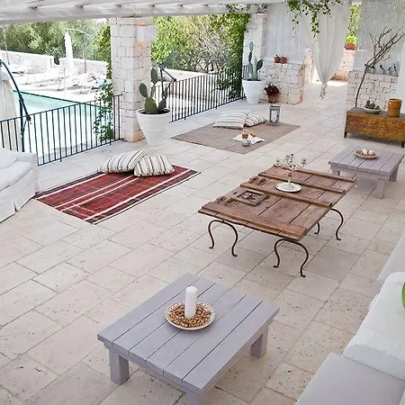 Hotel Masseria Salinola 4*