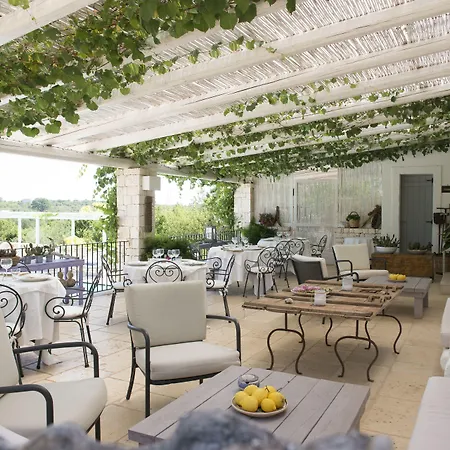 Masseria Salinola מלון 4*
