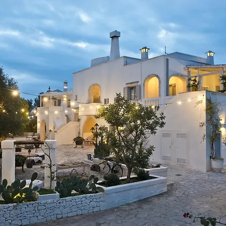Masseria Salinola فندق 4*