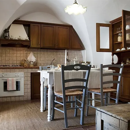 فندق Masseria Salinola أوستوني