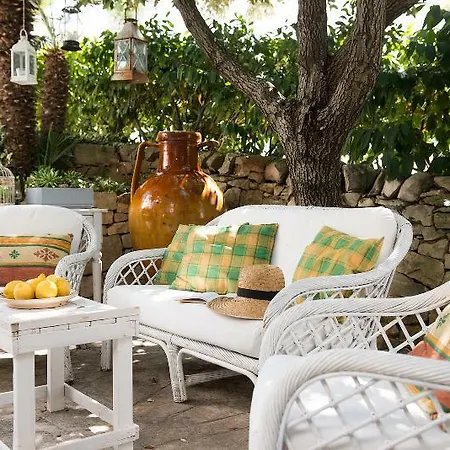 Masseria Salinola فندق أوستوني